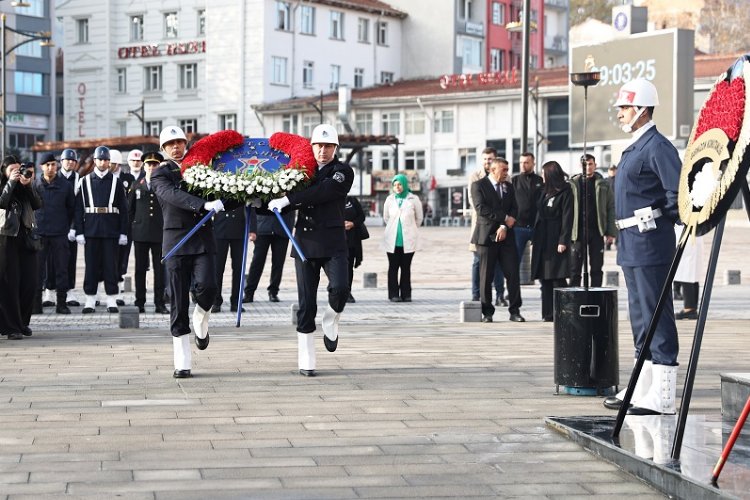 Gazi Mustafa Kemal Kütahya'da minnetle anıldı