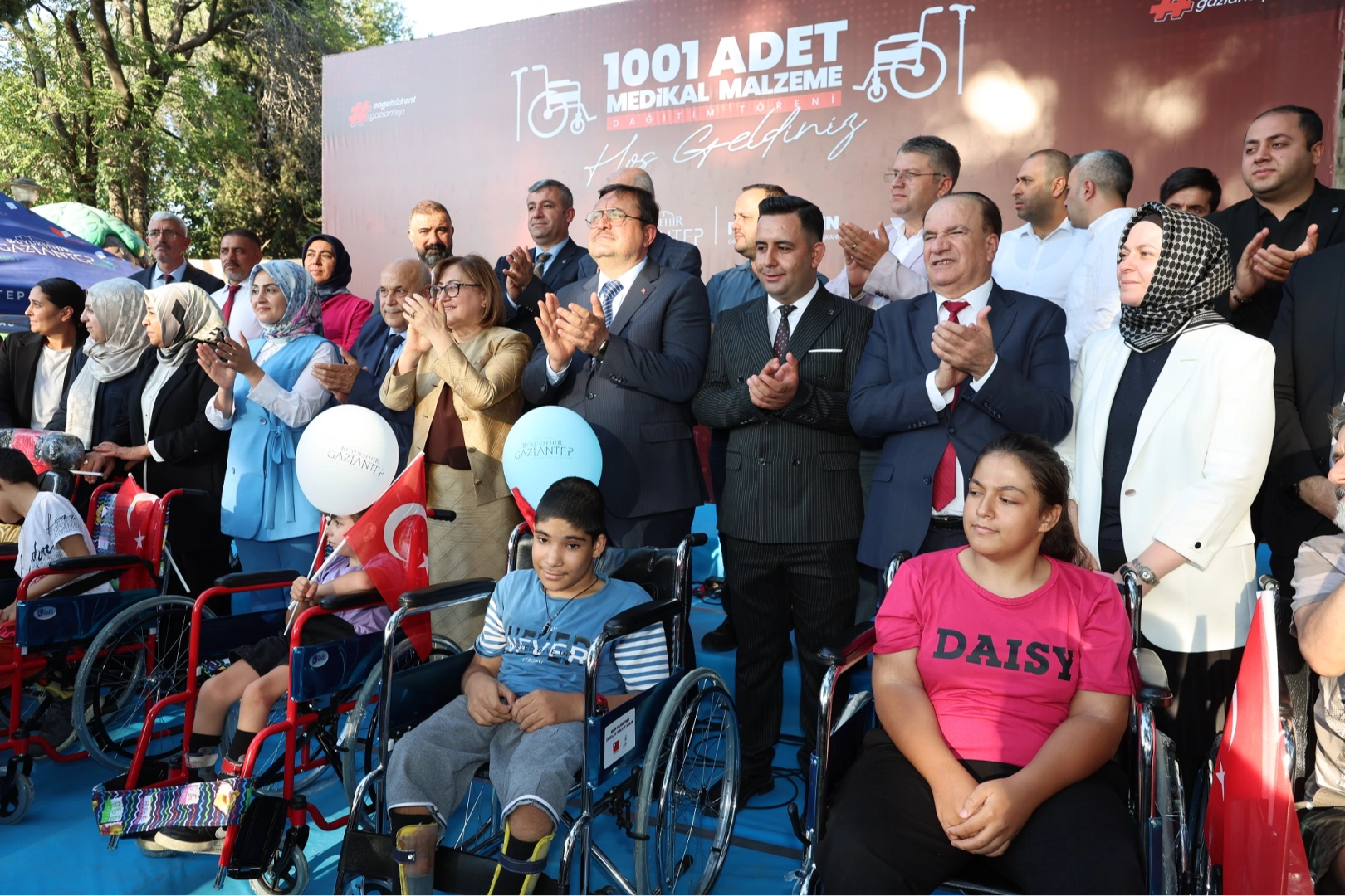Gaziantep Büyükşehir’den engellilere 1001 destek!