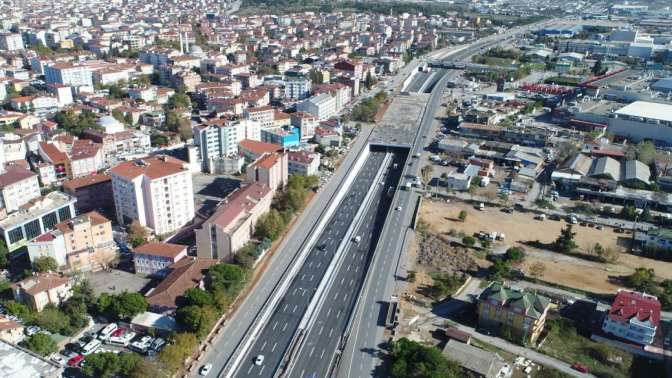 Gebze Anibal Kavşağı trafiğe açıldı