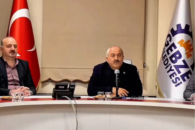 Gebze'de Başkan Büyükgöz, Yıldız Apartmanı mülk sahipleriyle buluştu