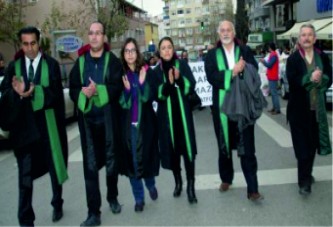 Gebze'de Elçinin Öldürülmesi Kınandı