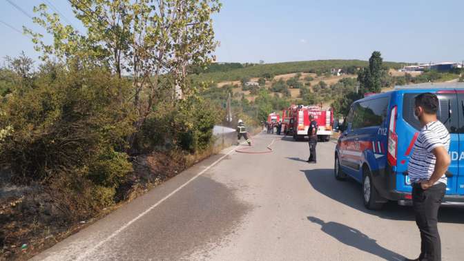 Gebzede fabrikadaki trafo patladı