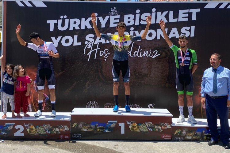 Genç pedal Türkiye üçüncüsü oldu