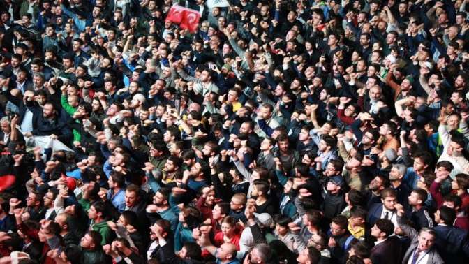 Gençlerden Karamollaoğlu’na: hazırız!