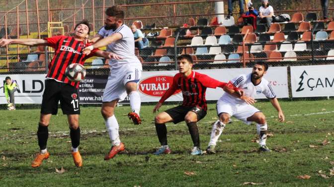 Gölcükspor bir puanı aldı: 0-0