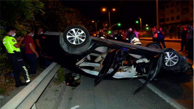 Gölcükte trafik kazası: 1 yaralı