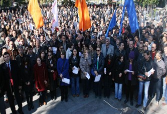 Harb-İş üyeleri sokağa döküldü