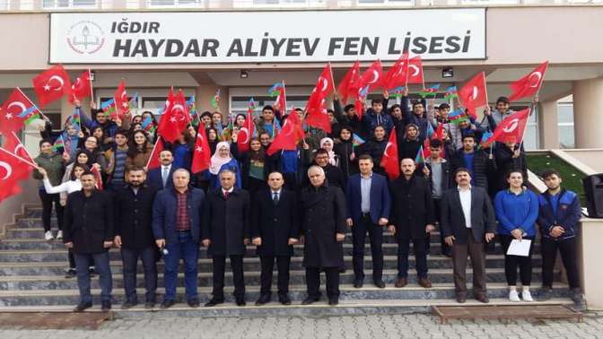 Iğdır’da dünya Azerbaycanlılar Hemreylik ateşi yakıldı…