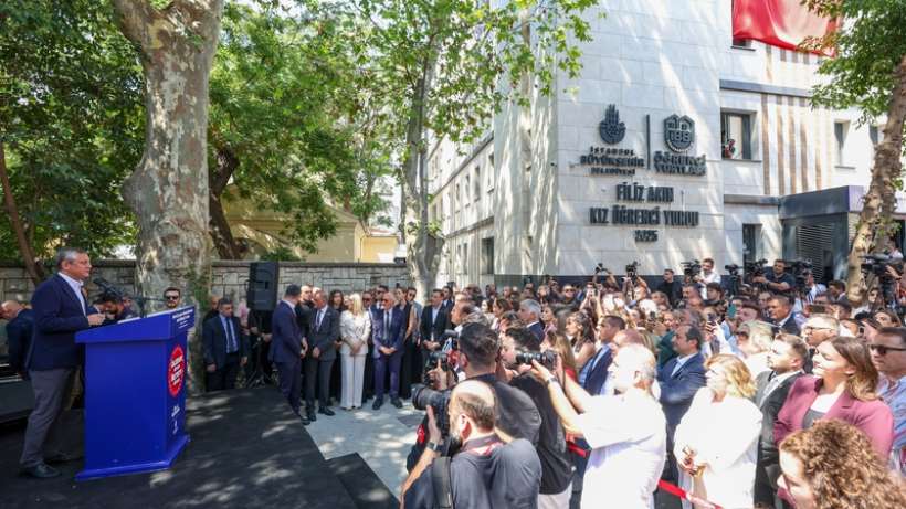 İmamoğlu’nun Duyurusunu Yaptığı Yurt Özgür Özel Tarafından Hizmete Açıldı