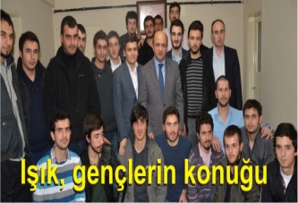 Işık partili gençlerle biraraya geldi