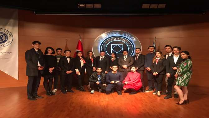 İstanbul Aydın Üniversitesi ÖZBEKİSTANı Karşılıyor