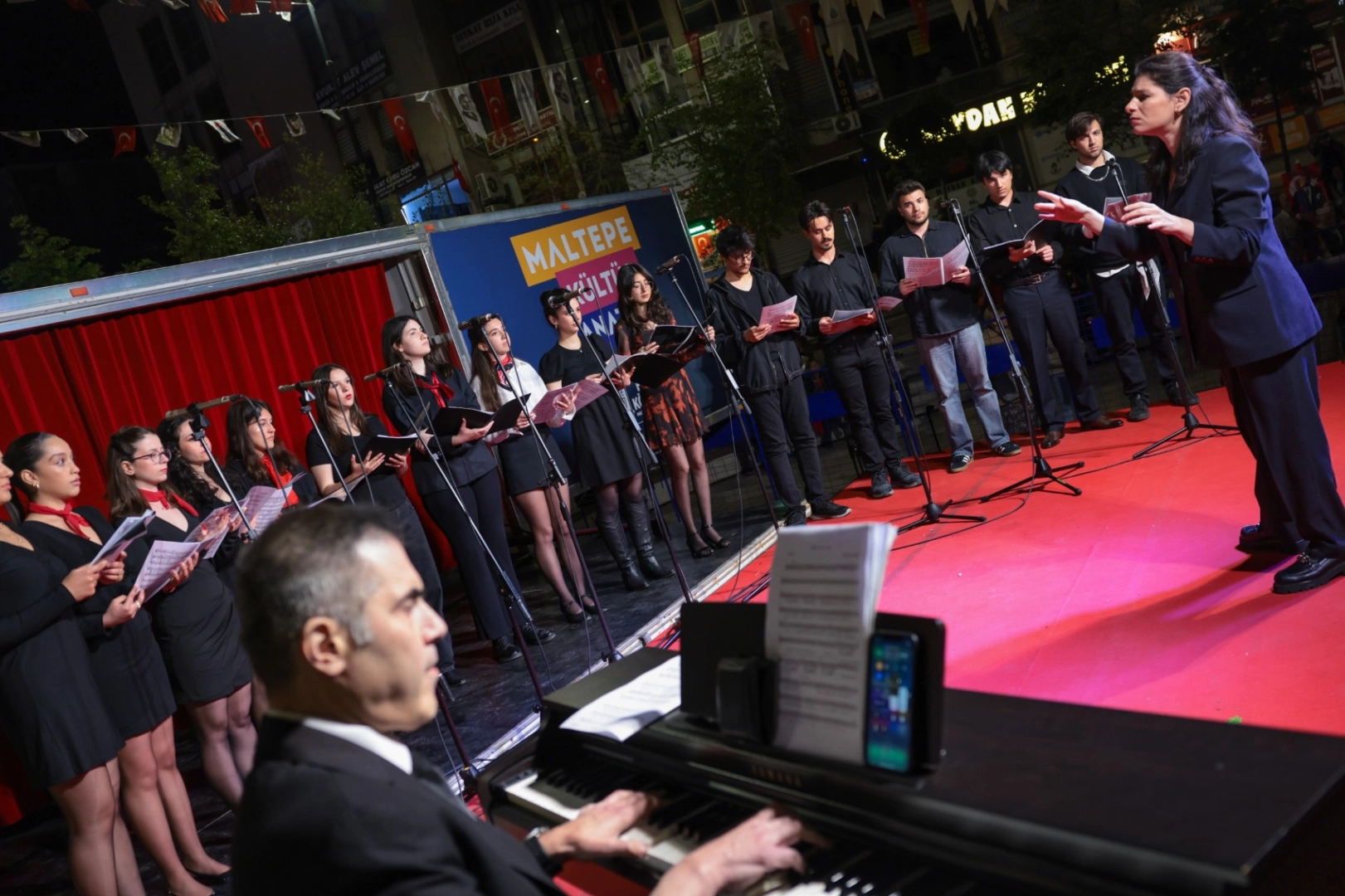 İstanbul Maltepe'de yeni dönem koro kayıtları başladı