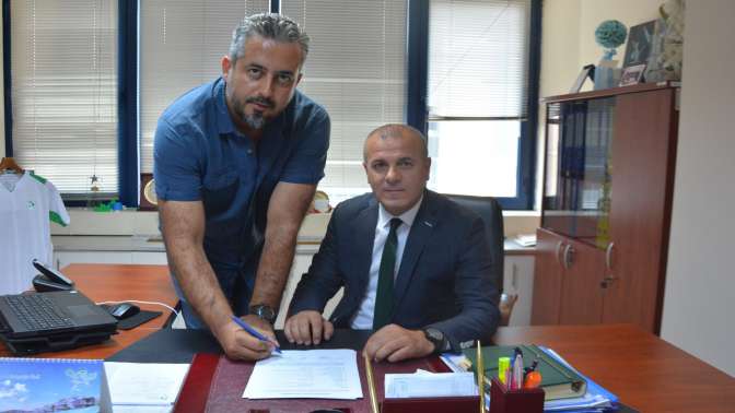 İzmit Belediyespor ,Mert Köprücü ile devam dedi