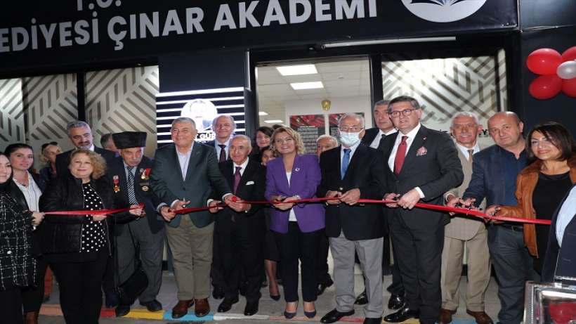 İzmit Çınar Akademi açıldı