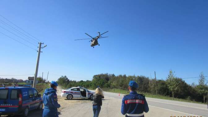 Kandıra yolunda helikopterli trafik denetimi