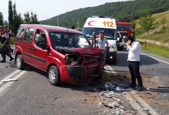 Kandıra yolunda yine kaza: 5 yaralı