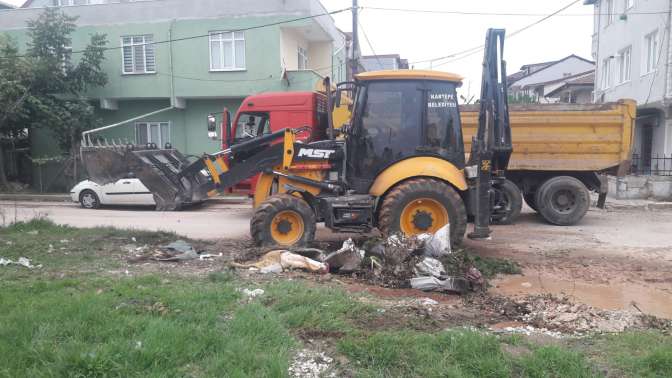 KARTEPE BELEDİYESİ’NDEN MOLOZ UYARISI