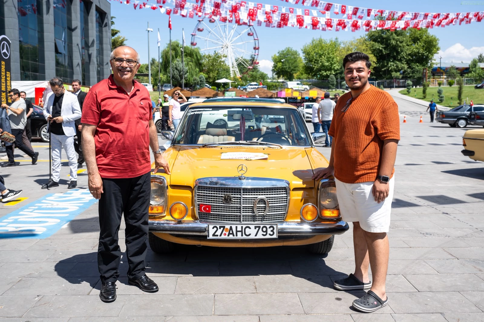 Kayısı Festivali'nde klasik Mercedes buluşması