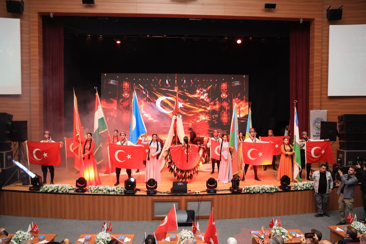 Kayseri Talas'ta Türk Dünyası Şair ve Yazarları'yla 2'nci buluşma heyecanı