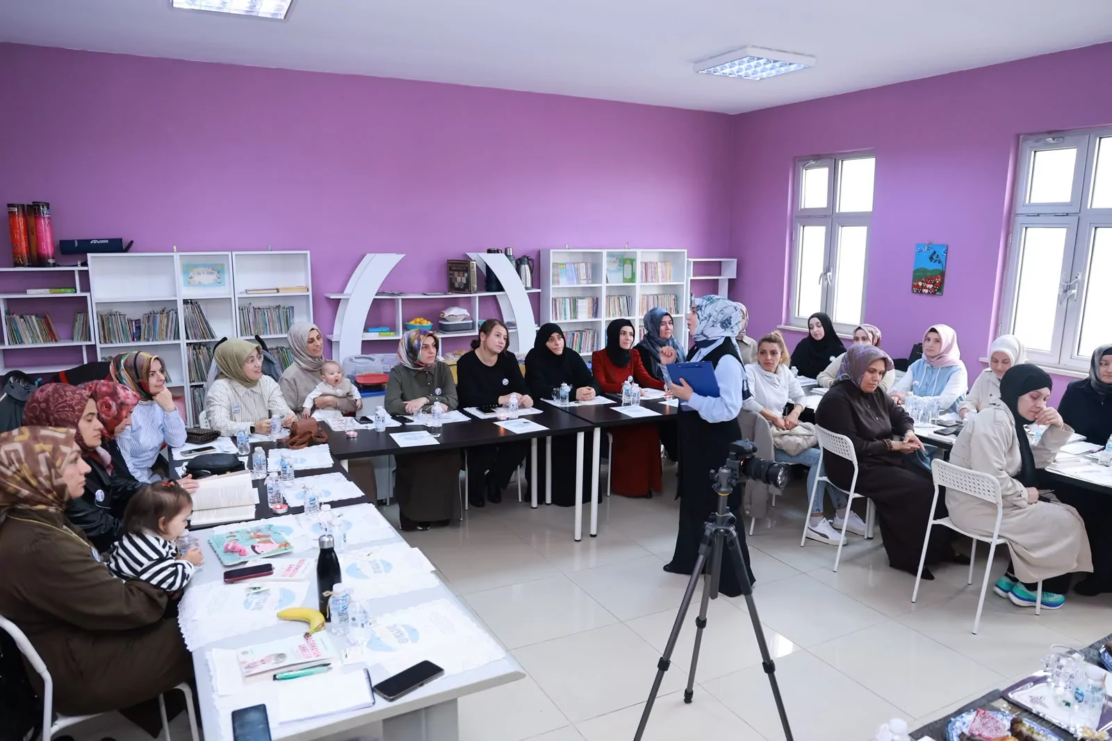 Kocaeli'de Gebze Okur Projesi'nde veli ve öğretmen buluşma