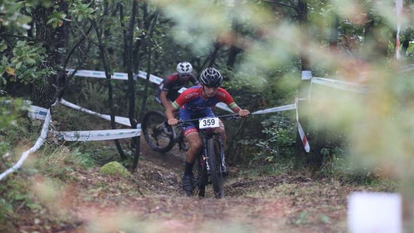 Kocaeli’de Uluslararası Dağ Bisikleti Yarışları start aldı