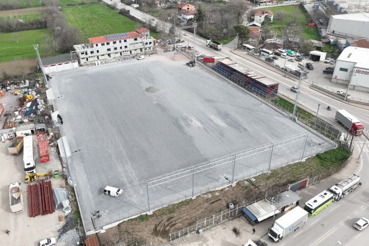 Kocaeli'de Yakup Altun Stadı'na sentetik çim serilecek