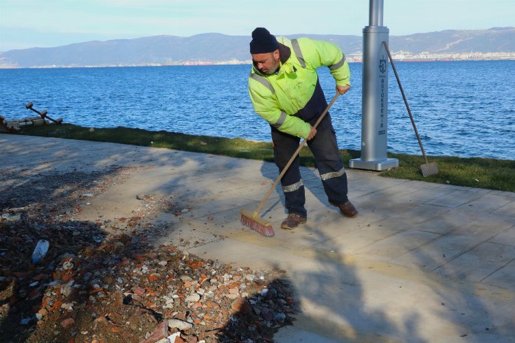 Kocaeli fırtınanın izlerini siliyor