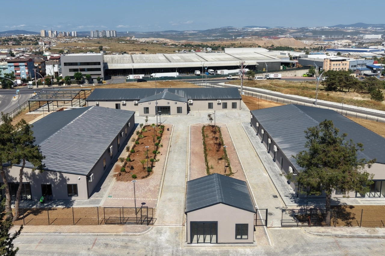 Kocaeli Gebze’de Geçici Kaymakamlık Binası incelendi