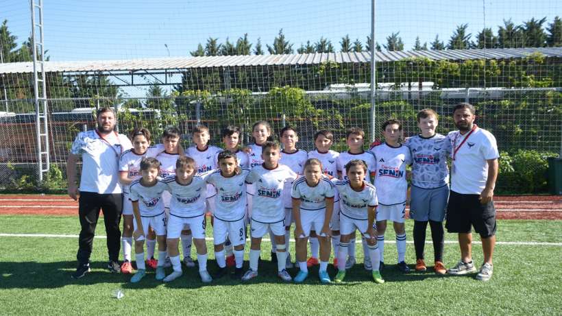 Kocaeli U-12 Ligi D Grubu’nda Şampiyon Marmara FK