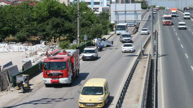 Kocaelide trafik kazası: 2 yaralı