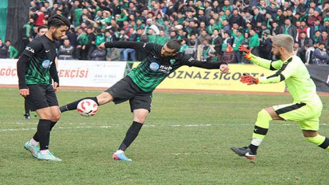 Kocaelispor eksiklerle başladı