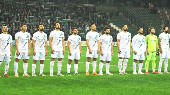 Kocaelispor sıkı takipte