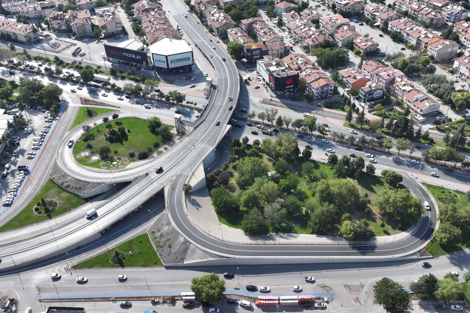 Konya’da asfalt çalışmaları hız kesmeden sürüyor