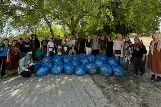 Kütahya’da doğa yürüyüşü ve temizlik etkinliği