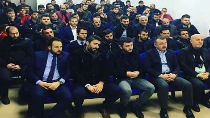 Kullarsporlu gençler Tahir Büyükakın’ı ağırladı