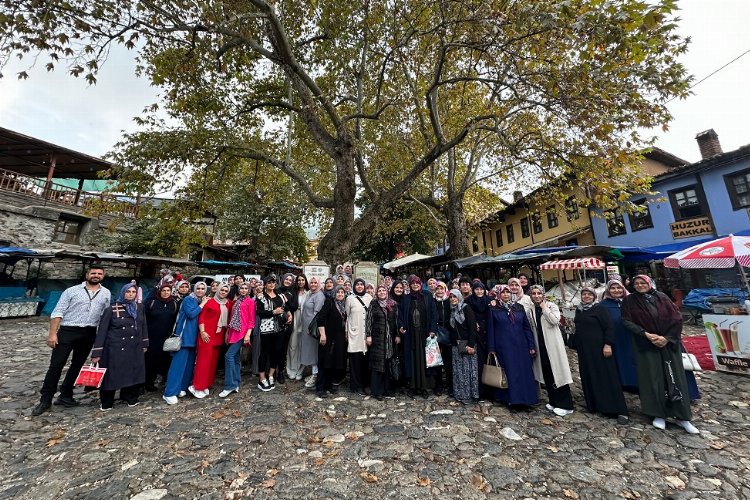 Kütahyalı Evliya Çelebi'nin torunlarına Bursa gezisi