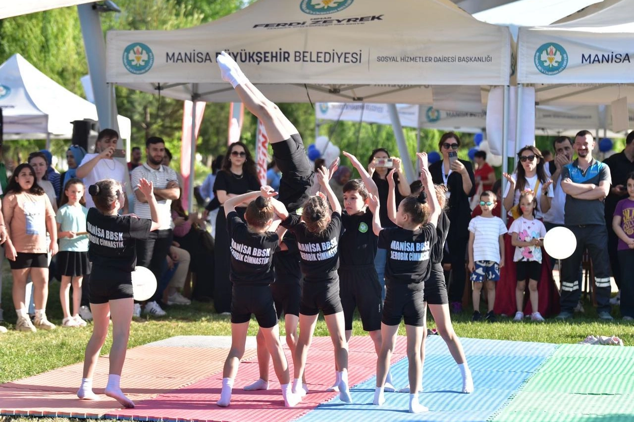 Manisa'da Kent Park’ta engelsiz coşku