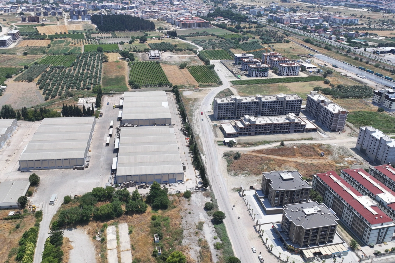 Manisa Muradiye'de asfalt çalışmaları hız kazandı
