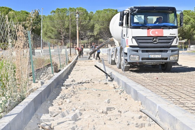 Manisa Selendi'de altyapı ve üst yapıya devam