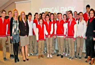 Medical Park Gebze Hastanesi Geleceğin Hemşirelerini Ağırladı…