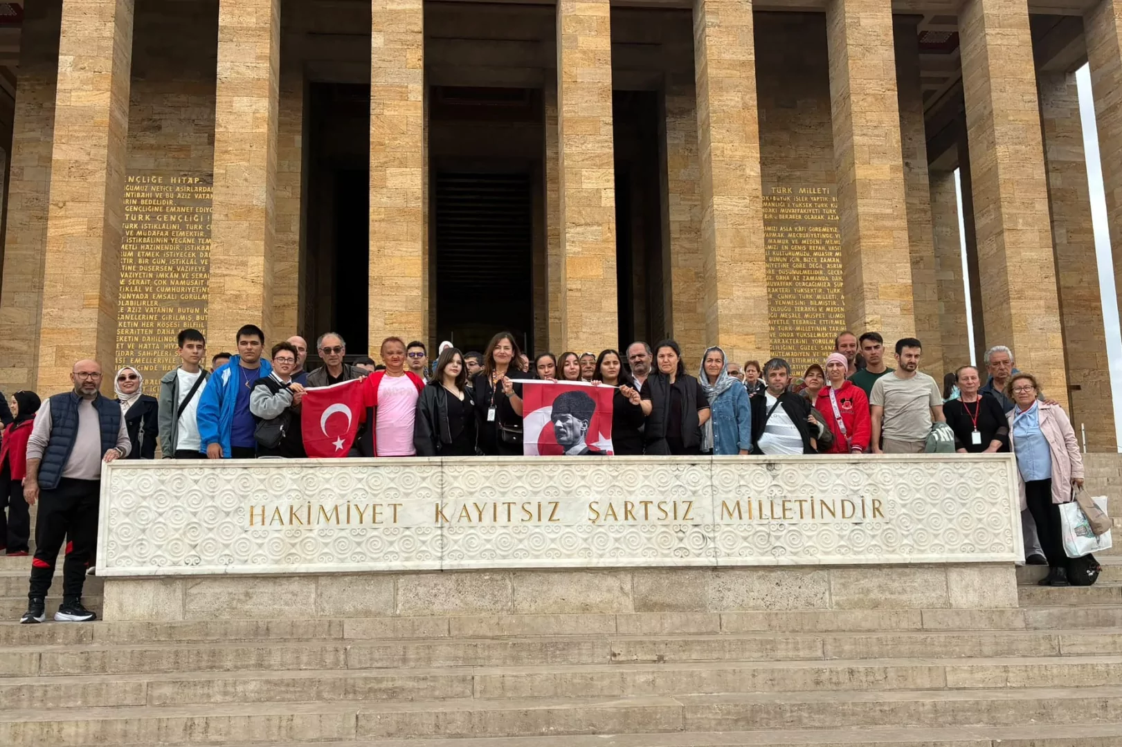 Mudanya ve Nilüfer’den Anıtkabir’e anlamlı ziyaret... Sevgi engel tanımadı