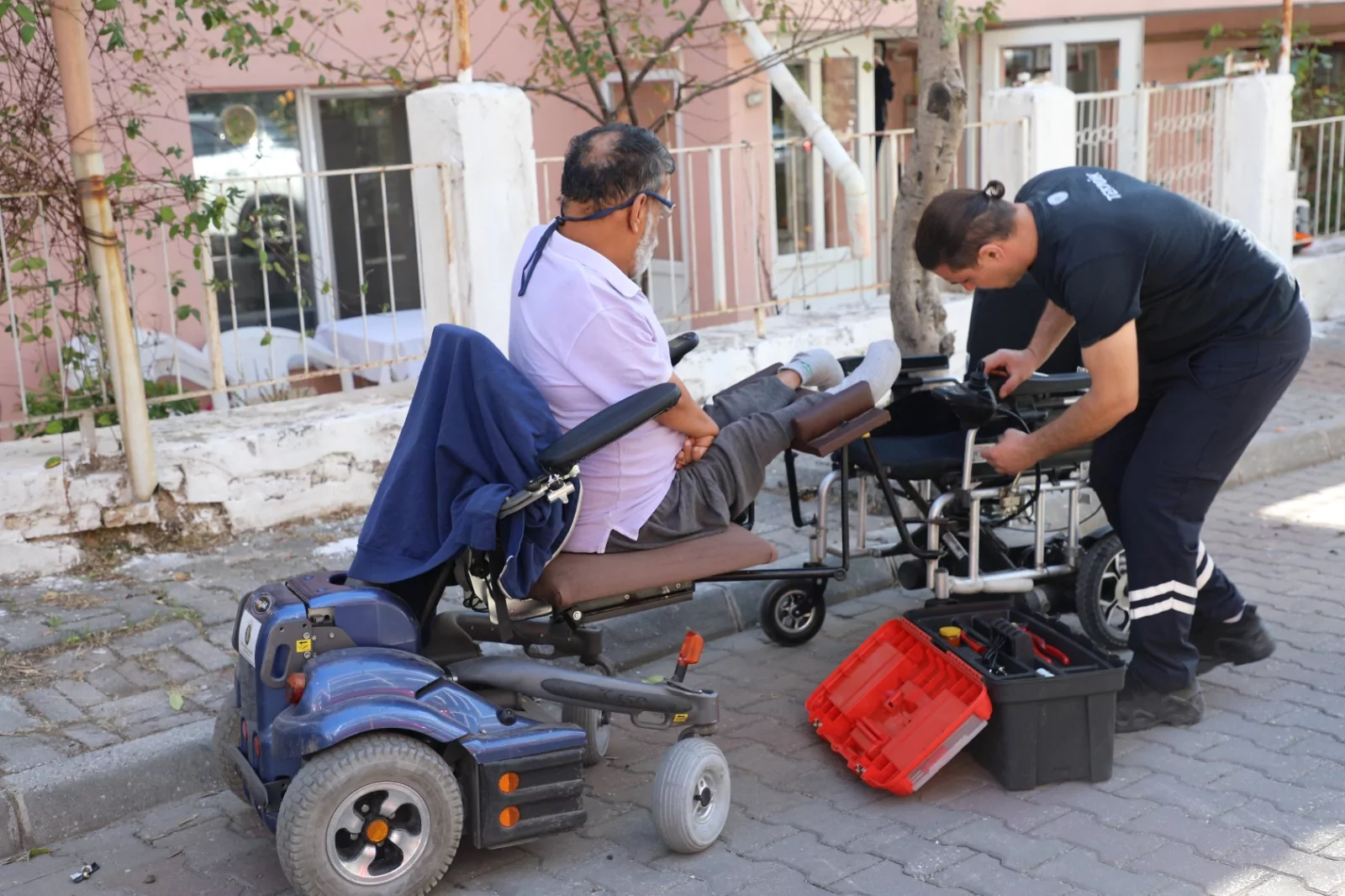 Muğla'da engelsiz yaşamın önündeki arızalar gideriliyor