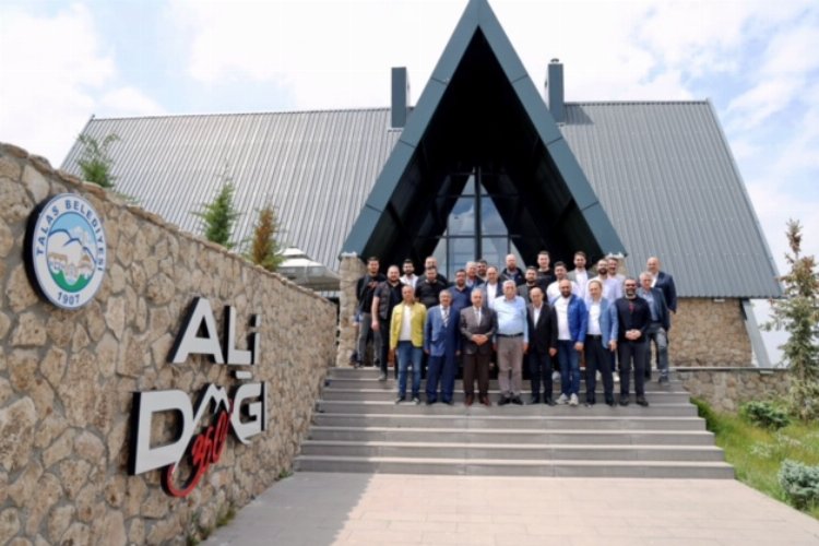 Mustafa Yalçın'dan yoğun tempo