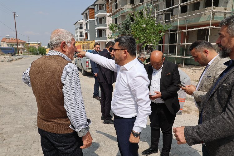Nevşehir'de bozuk yollar onarılıyor