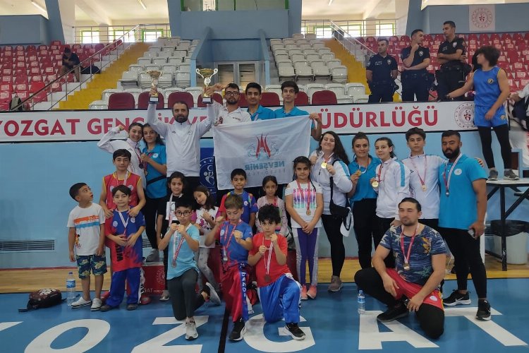 Nevşehirli sporcular madalyaları topladı