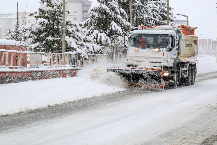 Niğde'de kapalı 131 köy yolu yeniden ulaşıma açıldı