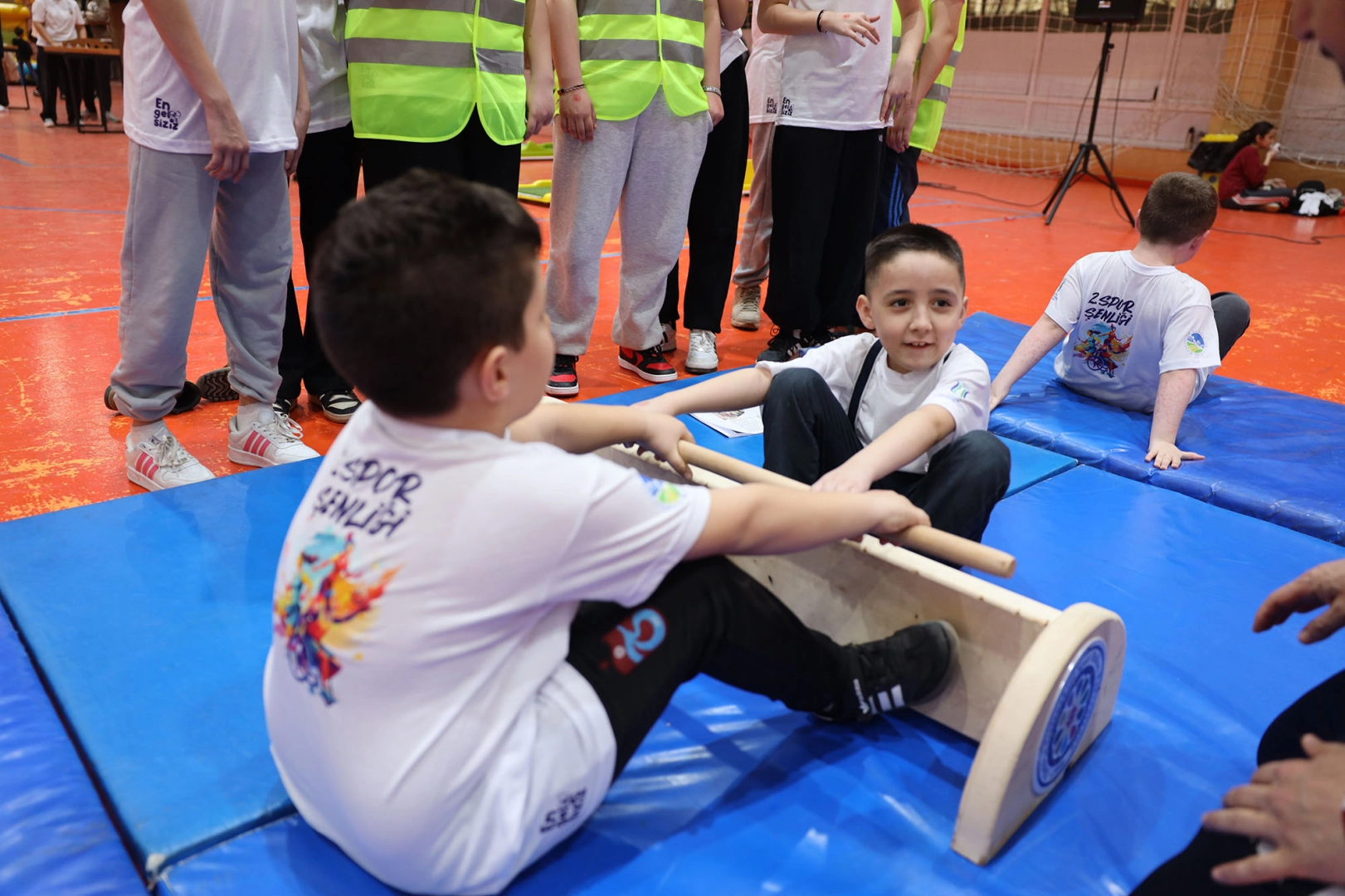 Otizm farkındalığında sporun birleştirici gücüne Sakarya'dan anlamlı şenlik