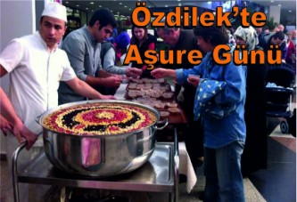 Özdilek Aşure Dağıttı