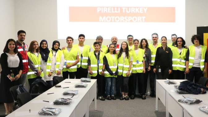 Pirelli, TEKNOFEST’te öğrencileri ağırladı…