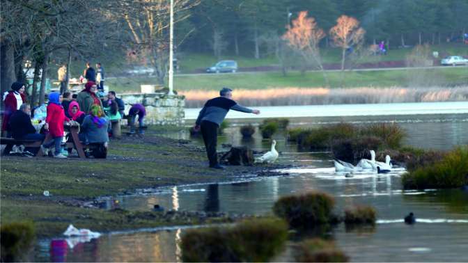 Poyrazlar Gölü Tabiat Parkı, tatilcilerin gözdesi